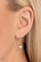 Load image into Gallery viewer, Glistening Gallery - Gold